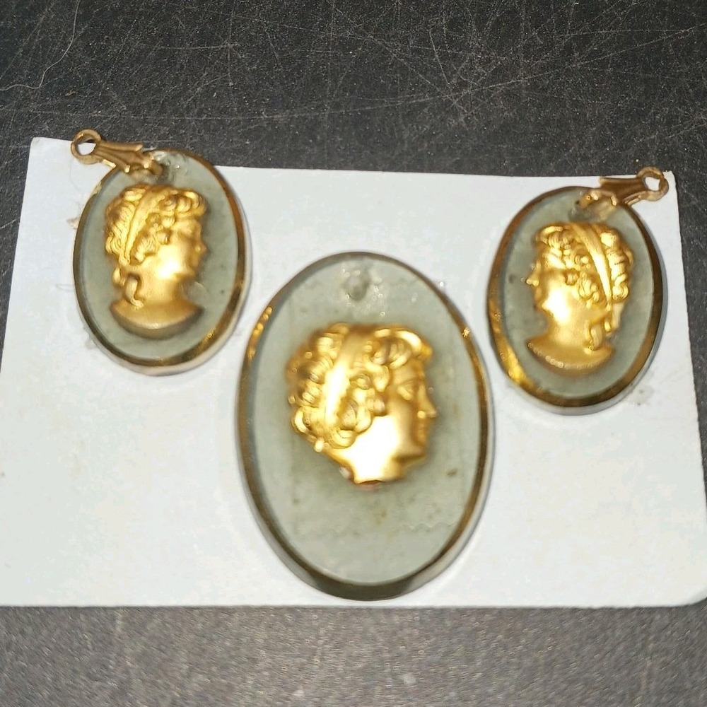 Lot of 3: Vintage Blue glass cameo pendants for jewelry project. *defects